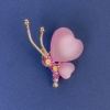 Schmetterlingsbrosche, Maße 34×21 mm, rosa Katzenauge, Strasssteine, goldfarbenes Metall