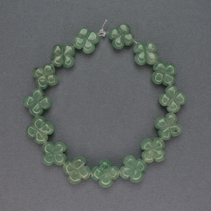 Jadeperlen in Kleeblattform, Ø 14×14 mm, Länge ca. 20 cm