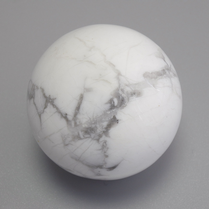 Souvenirkugel aus Chalzedon-Naturstein, Durchmesser ca. 30 mm+
