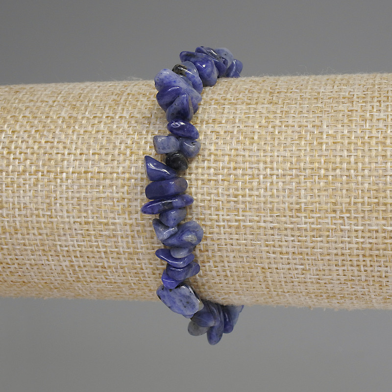 Sodalit-Krümel-Armband, Durchmesser ca. 5–12×3 mm, Länge ca. 18 cm, Stretch
