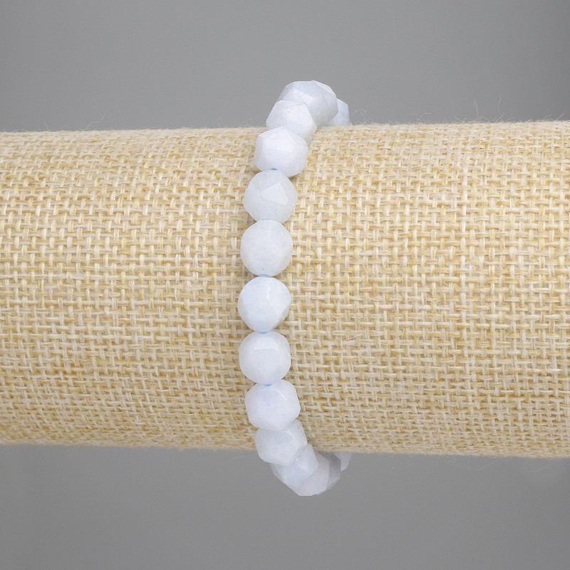 Aquamarin-Armband mit facettierten Perlen, Durchmesser 8×7 mm, Länge ca. 18 cm, elastische Ausführung