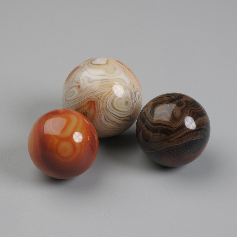 Sardonyx-Kugel, Durchmesser 24–35 mm ± (Sortimentsgrößen) (Preis pro 100 g)