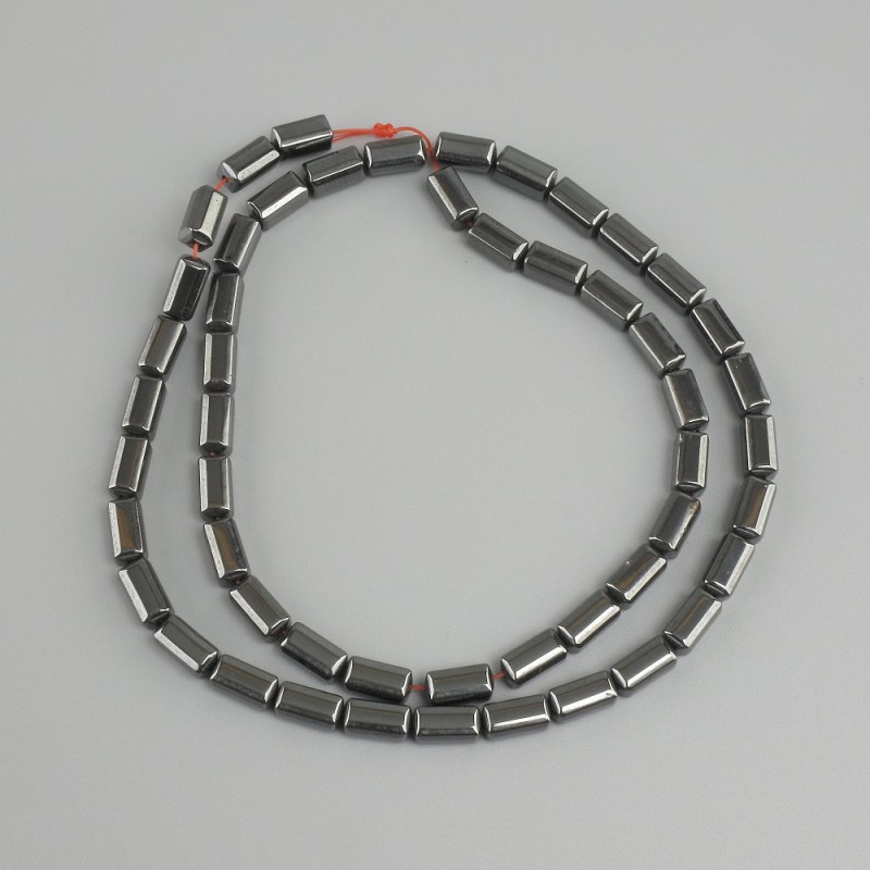 Hämatit-Rechteckperlen, 8×4 mm, auf Schnur aufgefädelt