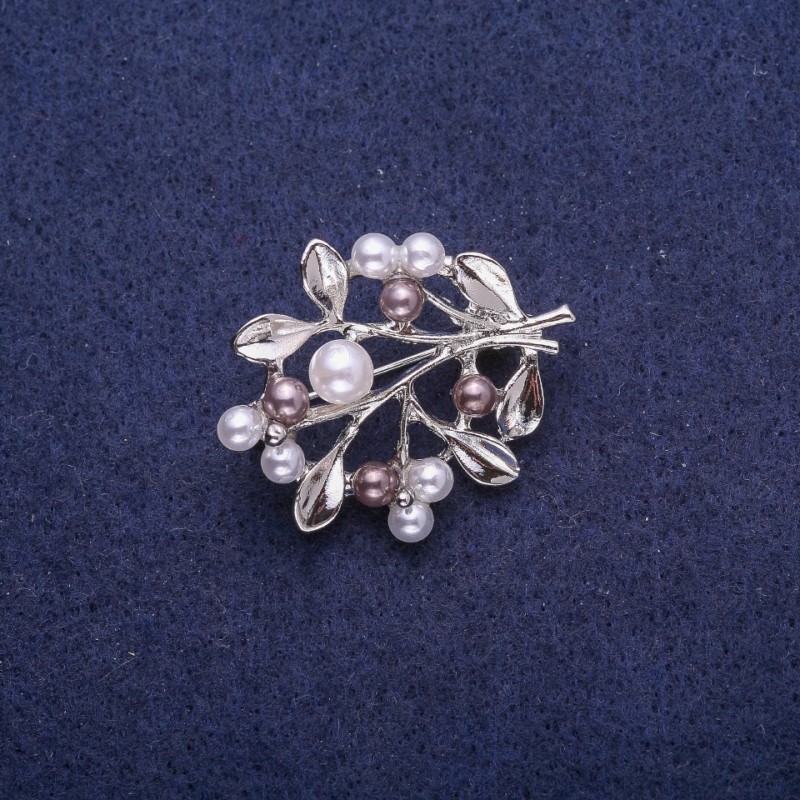 Brosche „Ästchen mit Perlen“, silberfarbenes Metall 28 × 35 mm