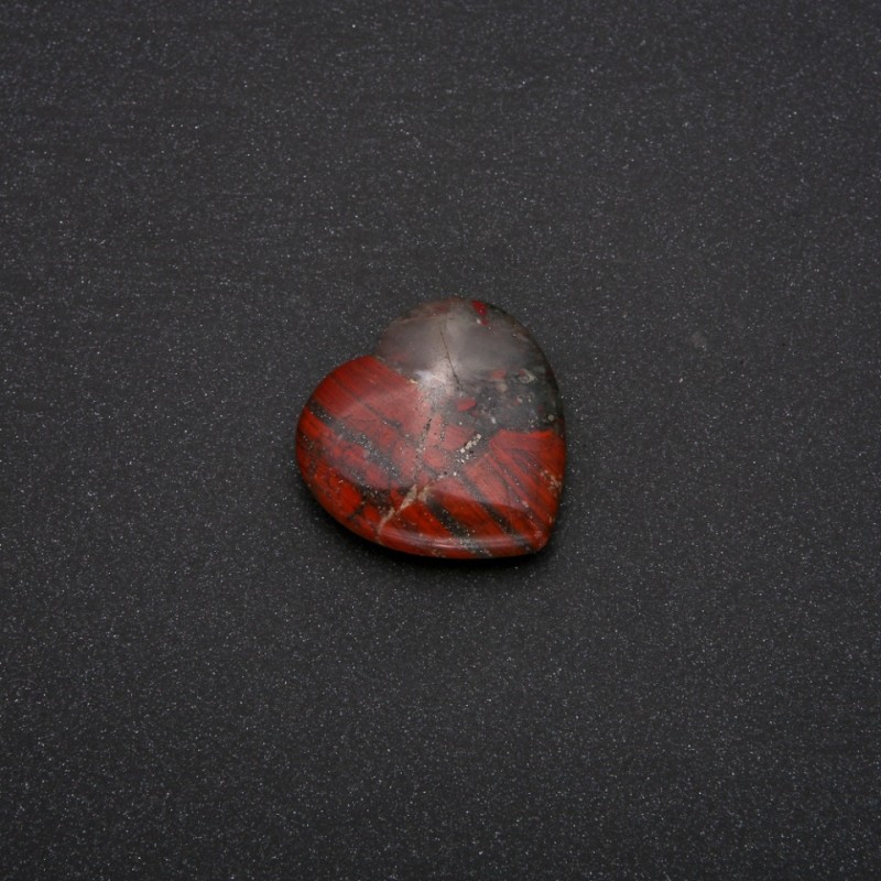Jaspis-Souvenirstein in Herzform 30×30×10(±)mm