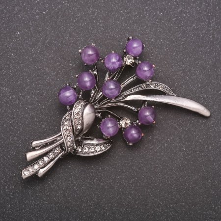Brosche mit Amethyst «Bouquet» – Metallgrau, 70×37 mm
