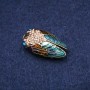 Brosche Zikade mit Emaille und Strasssteinen, goldfarbenes Metall, 19×35 mm