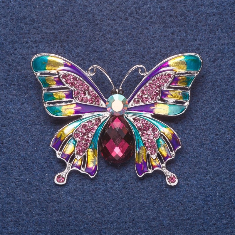 Brosche 'Schmetterling' purpurfarbene Emaille, silberfarbenes Metall, 3,5 × 5 cm