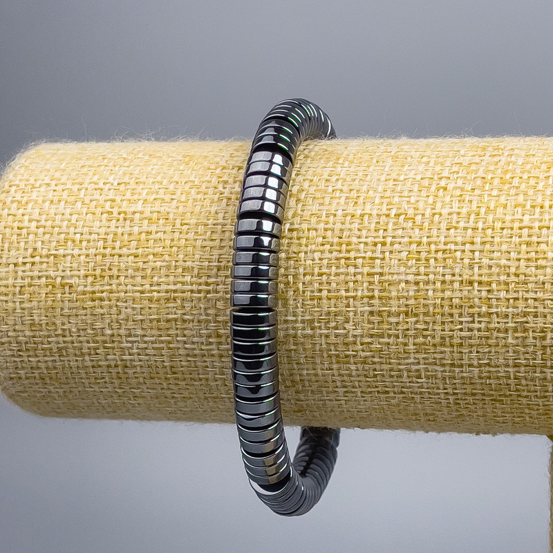 Armband aus Hämatit-Scheiben, Durchmesser ca. 8 mm, Dicke 2 mm, Länge 18 cm (Elastisch)